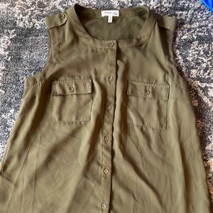 Sleeveless blouse